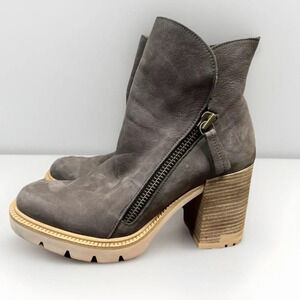 Bueno Women's Elliott Ankle Boots Size 9 Stone Nubuck Gray Block Heel Zip Side